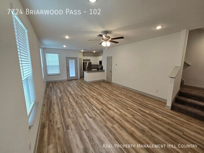 Foto del edificio - 7724 Briarwood Pass