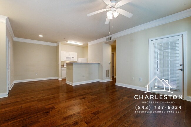 Building Photo - 1300 Park W Blvd