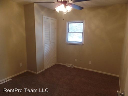 Building Photo - 2525 Crestview Dr