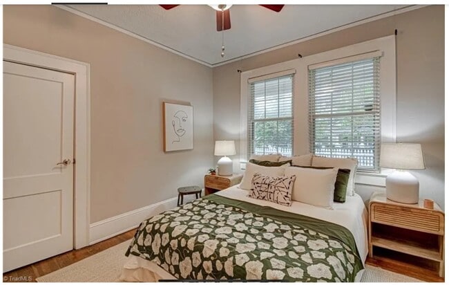 Foto del edificio - 832 Lockland Ave