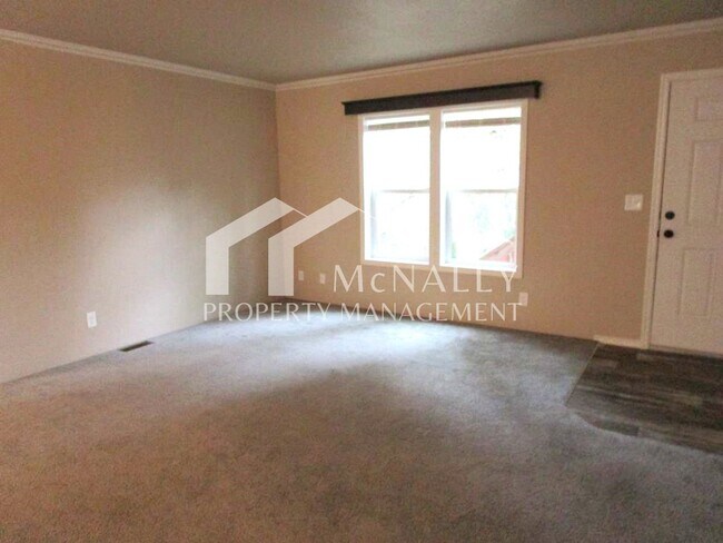 Building Photo - 19518 18th St Ct