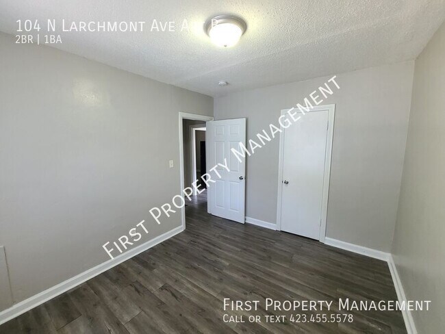 Foto del edificio - 104 Larchmont Ave