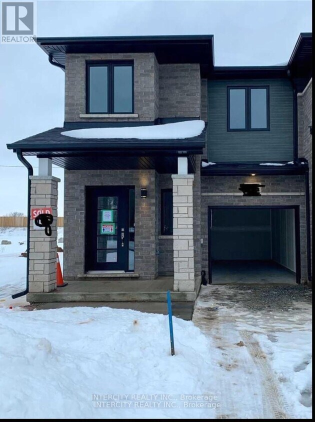 Photo principale - 6697 Cropp St