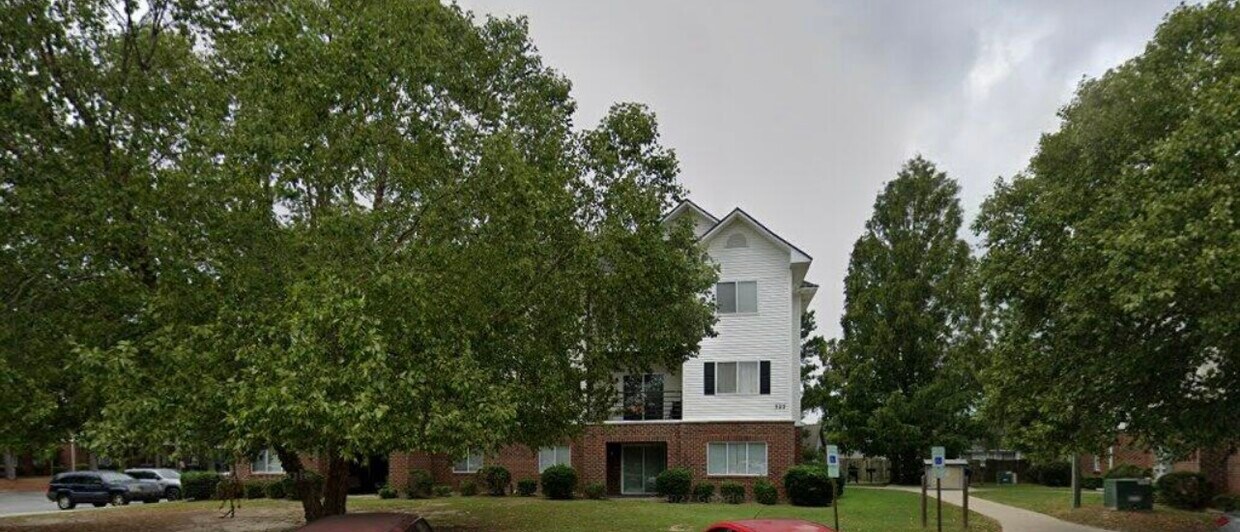 Primary Photo - 322 Brownlea Dr