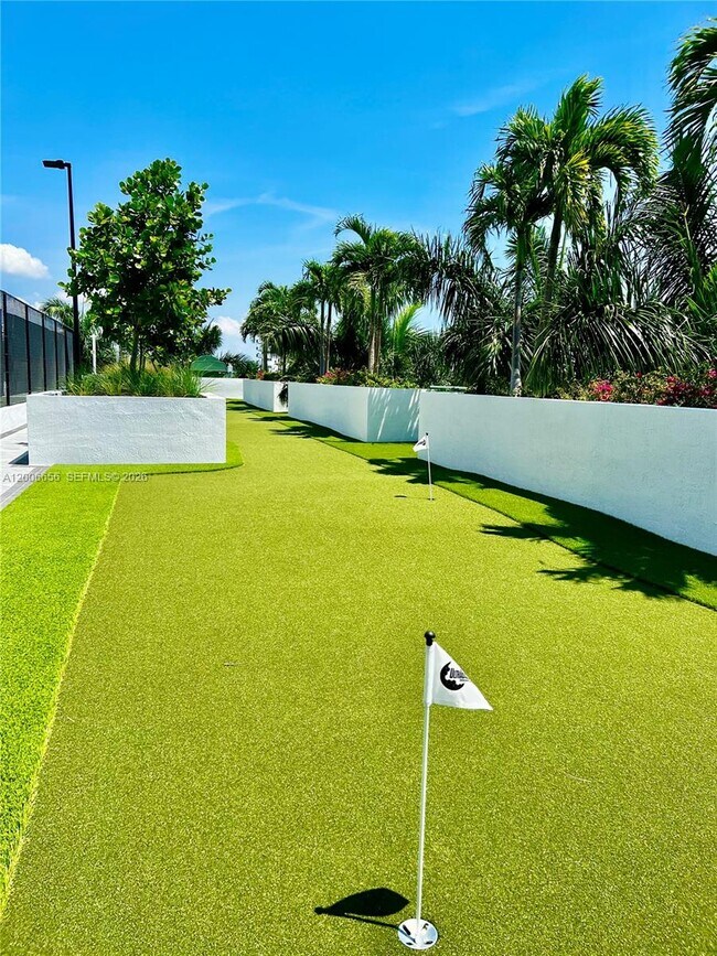 Foto del edificio - 1330 West Ave