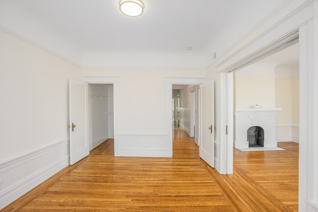 Foto del edificio - 2563 Gough St