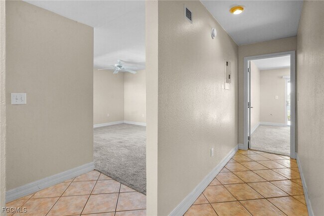 Foto del edificio - 517 SE 43rd St