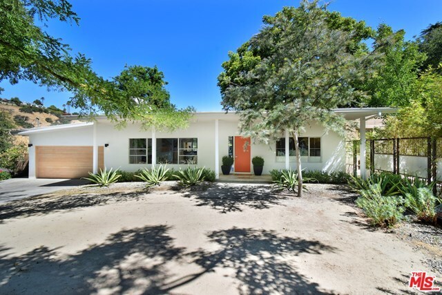 Building Photo - 15301 Kingswood Ln