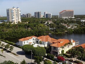 Building Photo - 4751 Gulf Shore Blvd N Building Photo - 4751 Gulf Shore Blvd N