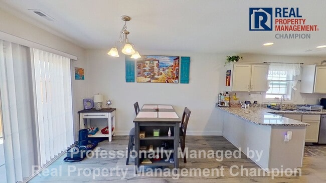 Building Photo - 564 Appalachian Trl N