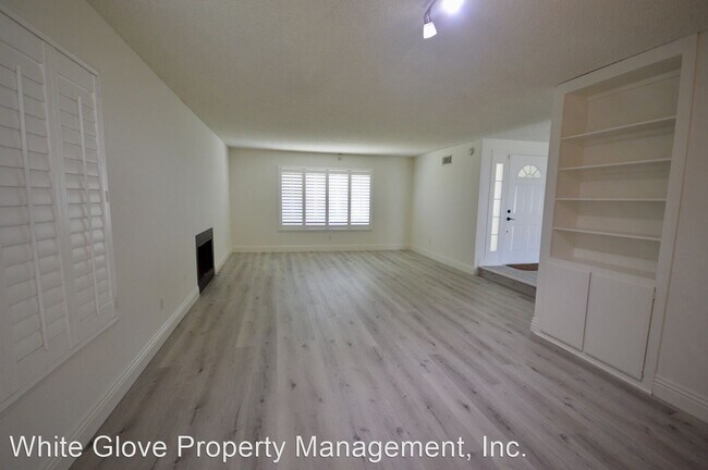 Building Photo - 3 br, 2 bath House - 3462 Buckingham Rd.