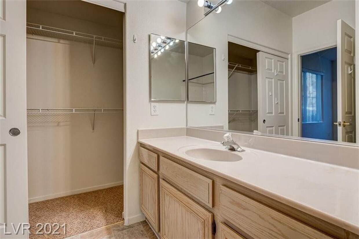 Primary Photo - Resort-Style Living in the Gated Vistana C...