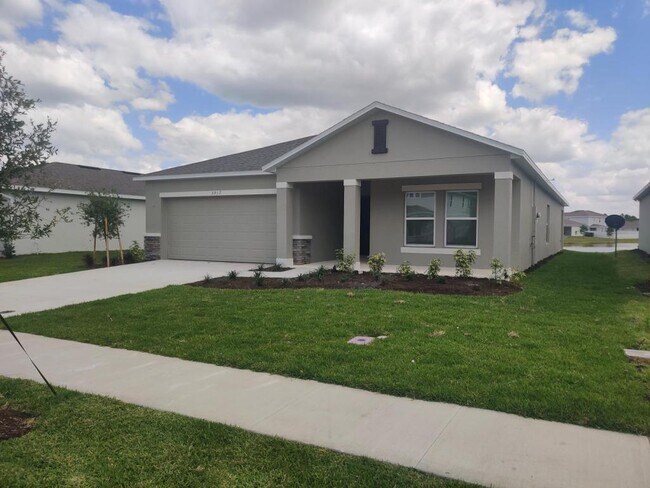 Building Photo - 3917 Southern Vis Lp