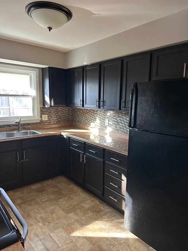 Cocina - 6038 Urbandale Ave