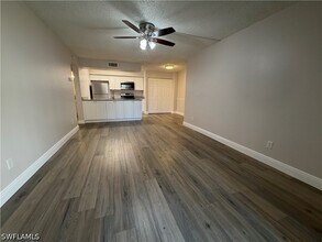 Building Photo - 5307 Summerlin Rd