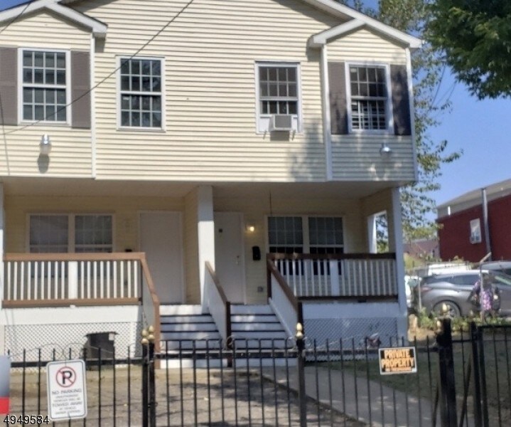 59 12th Ave, Paterson, NJ 07501 Townhome Rentals in Paterson NJ