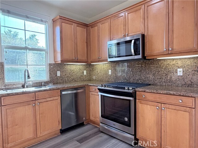 Building Photo - 22520 Venice St