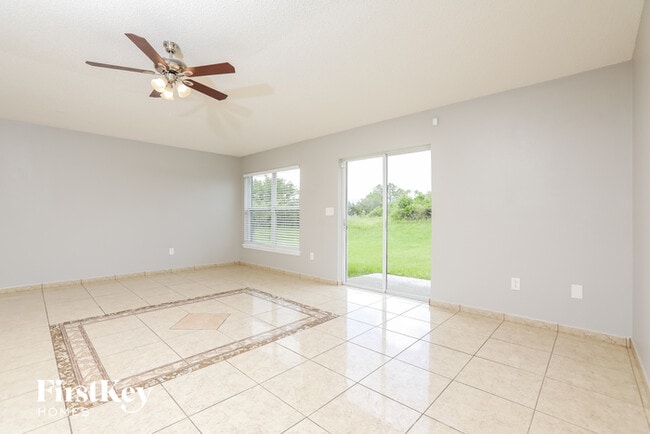 Building Photo - 1739 Crowned Ave