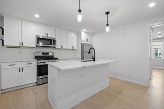 Building Photo - 24 Ferrin St