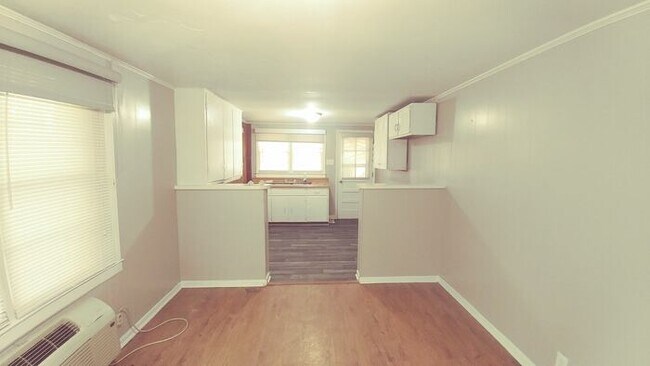 Building Photo - Three Bedroom House in Town of Ranlo, NC