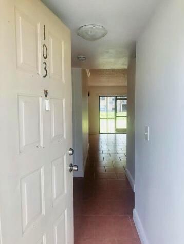 Primary Photo - 6796 Palmetto Cir S