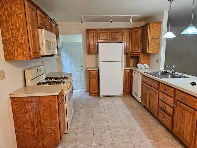 Foto del edificio - 8127 Anderson Ave NE