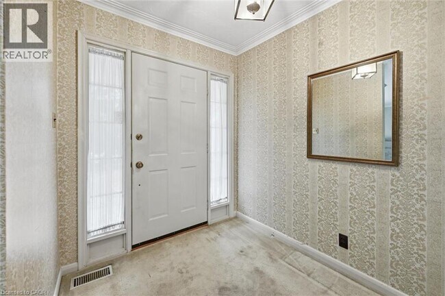 Building Photo - 1087 Linbrook Rd