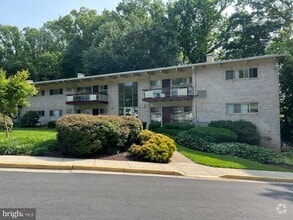 Building Photo - 4379 Americana Dr