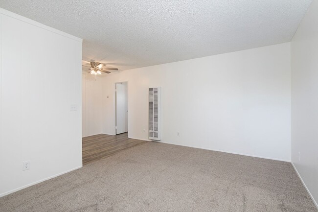 Interior Photo - Four Winds