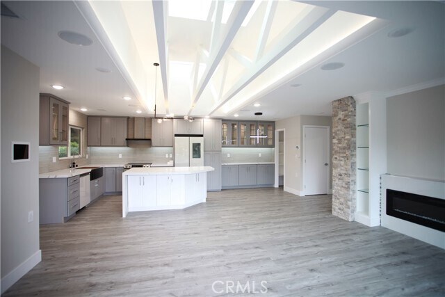 Foto del edificio - 3276 San Amadeo