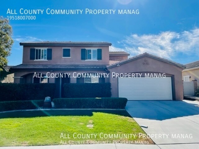 Building Photo - Beautiful 2 Story Home in Audie Murphy!