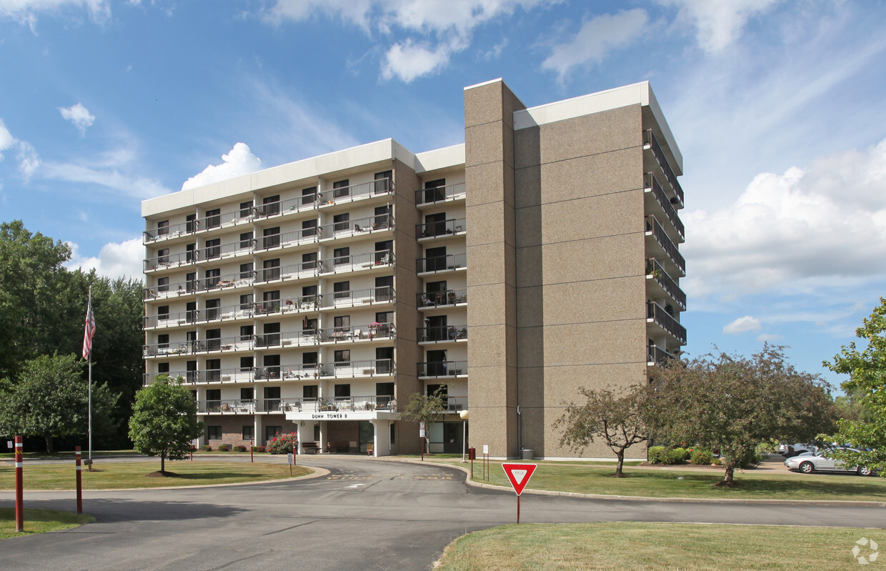 Primary Photo - Dunn Tower II