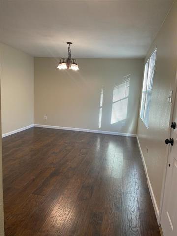 Foto del edificio - 2929 Jamestown Dr