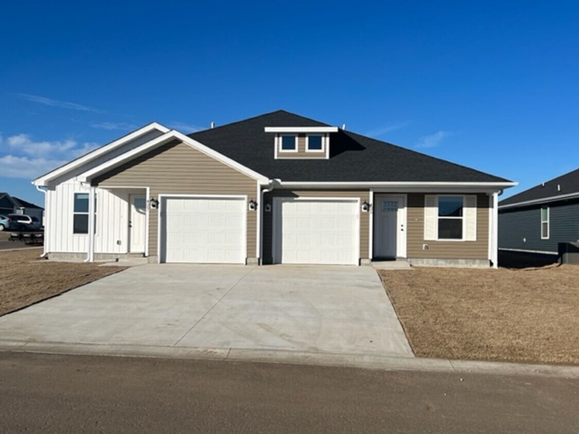 New 3 Bedroom Townhome In Duenweg! House Rental in Duenweg, MO