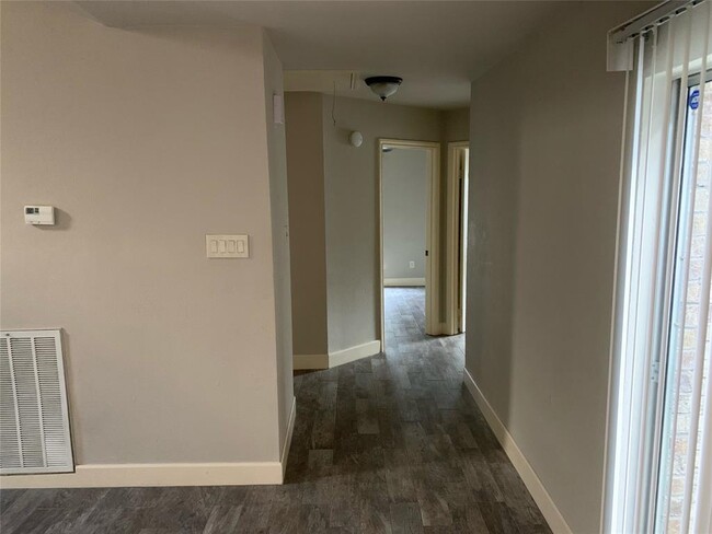 Building Photo - 12027 Champion Forest Dr