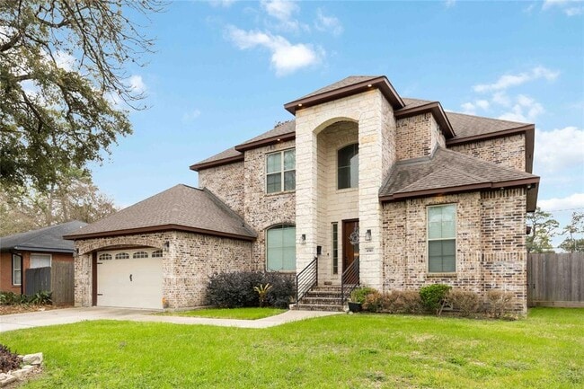Building Photo - 4310 Fernwood Dr