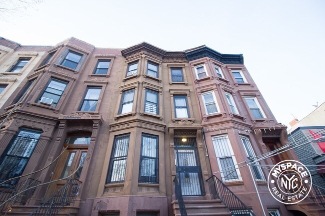 Foto del edificio - 175 Quincy St