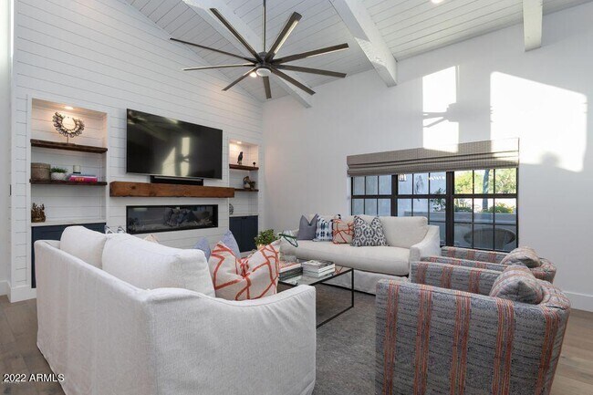 Foto del edificio - 22012 N 84th Pl