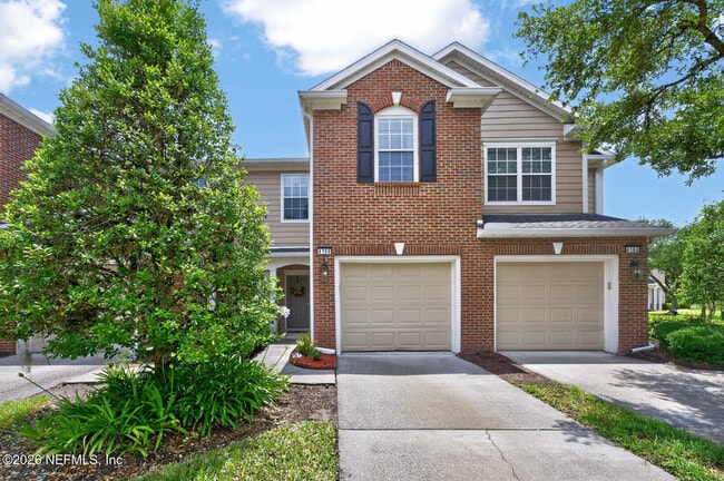 Foto del edificio - 4166 Highwood Dr