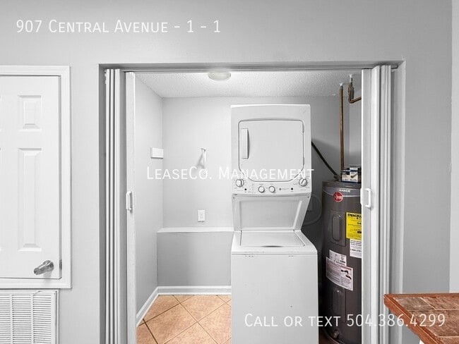 Building Photo - 907 Central Ave