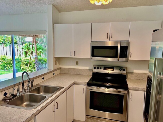 Foto del edificio - 11847 SW 102nd St