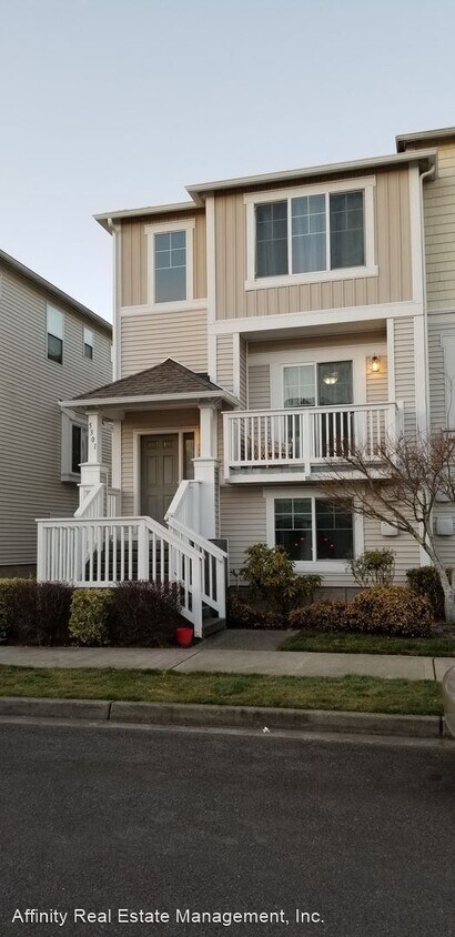 Primary Photo - 3 br, 2.5 bath House - 5301 35th ST E
