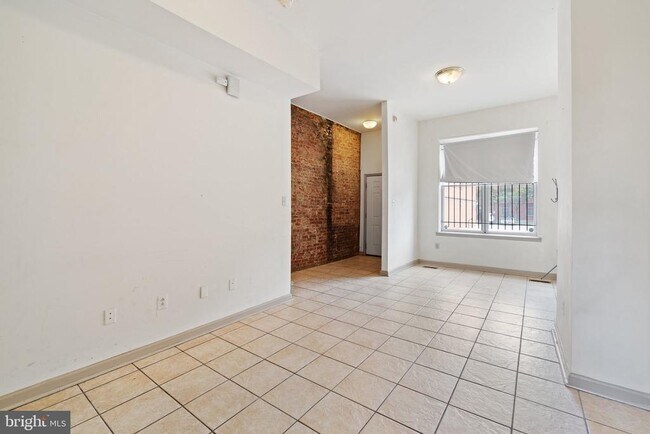 Building Photo - 2116 N Carlisle St