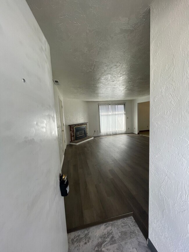 Foto del edificio - 2691-2693 18th Ave SE