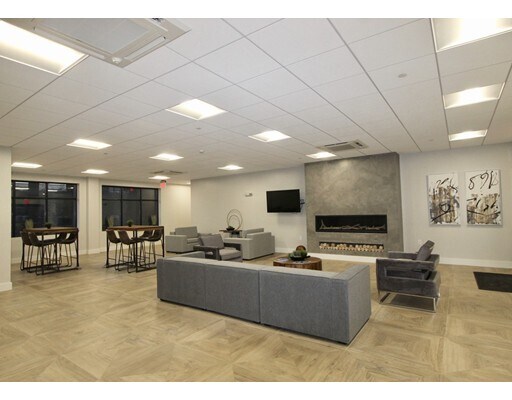 Foto del edificio - 436 McGrath Hwy