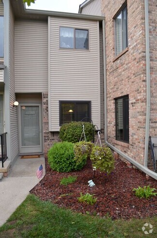 Building Photo - 42765 Lilley Pointe Dr