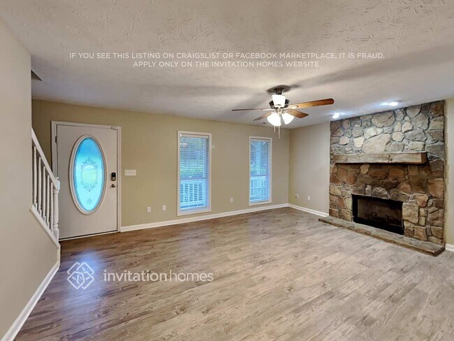 Building Photo - 2355 Hollie Ln