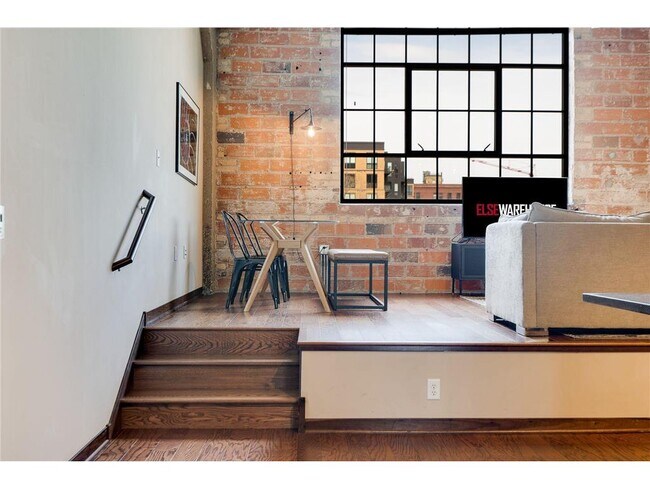 Foto del edificio - 730 N Washington Ave
