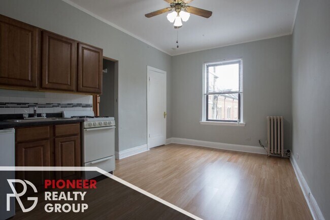 Foto del edificio - 3831 N Fremont St