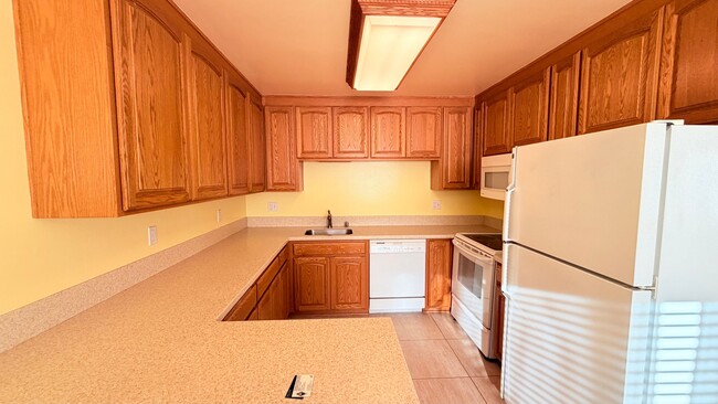 Foto del edificio - 2133 Santa Clara Ave